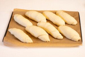 Deja fermentar de nuevo hasta que hayan doblado su volumen.