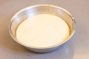 La masa habrá aumentado su volumen tras una hora fermentando