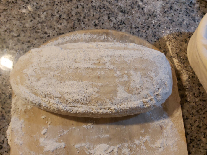 Dale la vuelta sobre una pala de horno